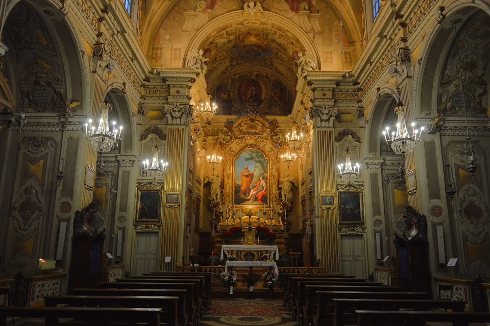 Rapito : catechumens' church interior scenes