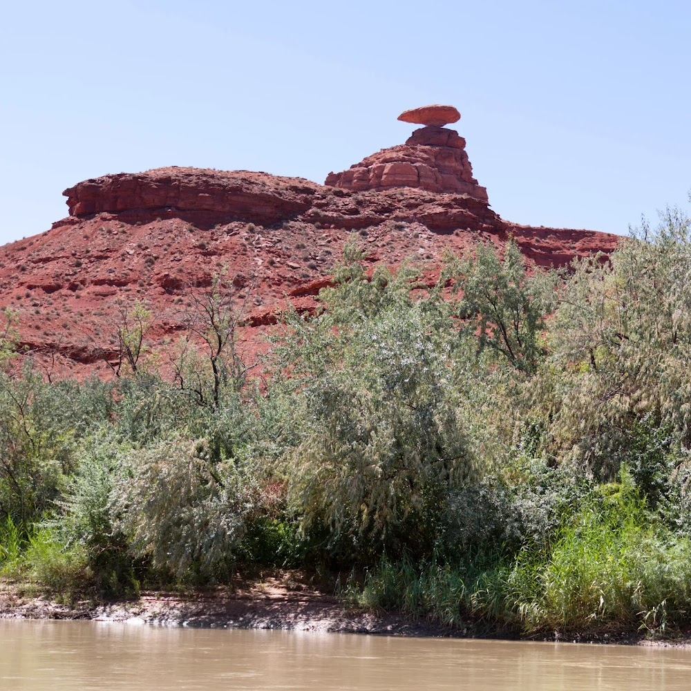 Along the Rainbow Trail : 