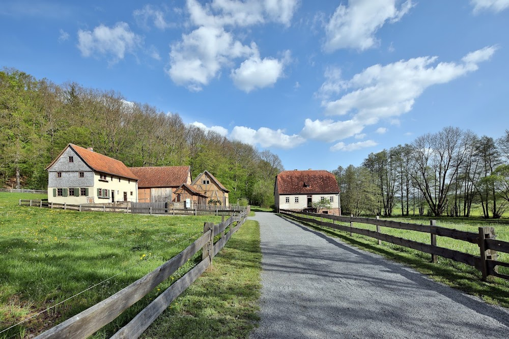 Siebenschön : village, where Siebenschön lives