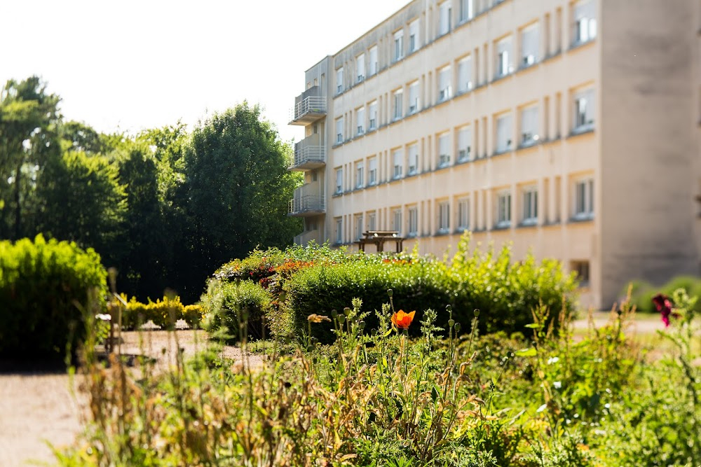 Roulez jeunesse : hospital scenes