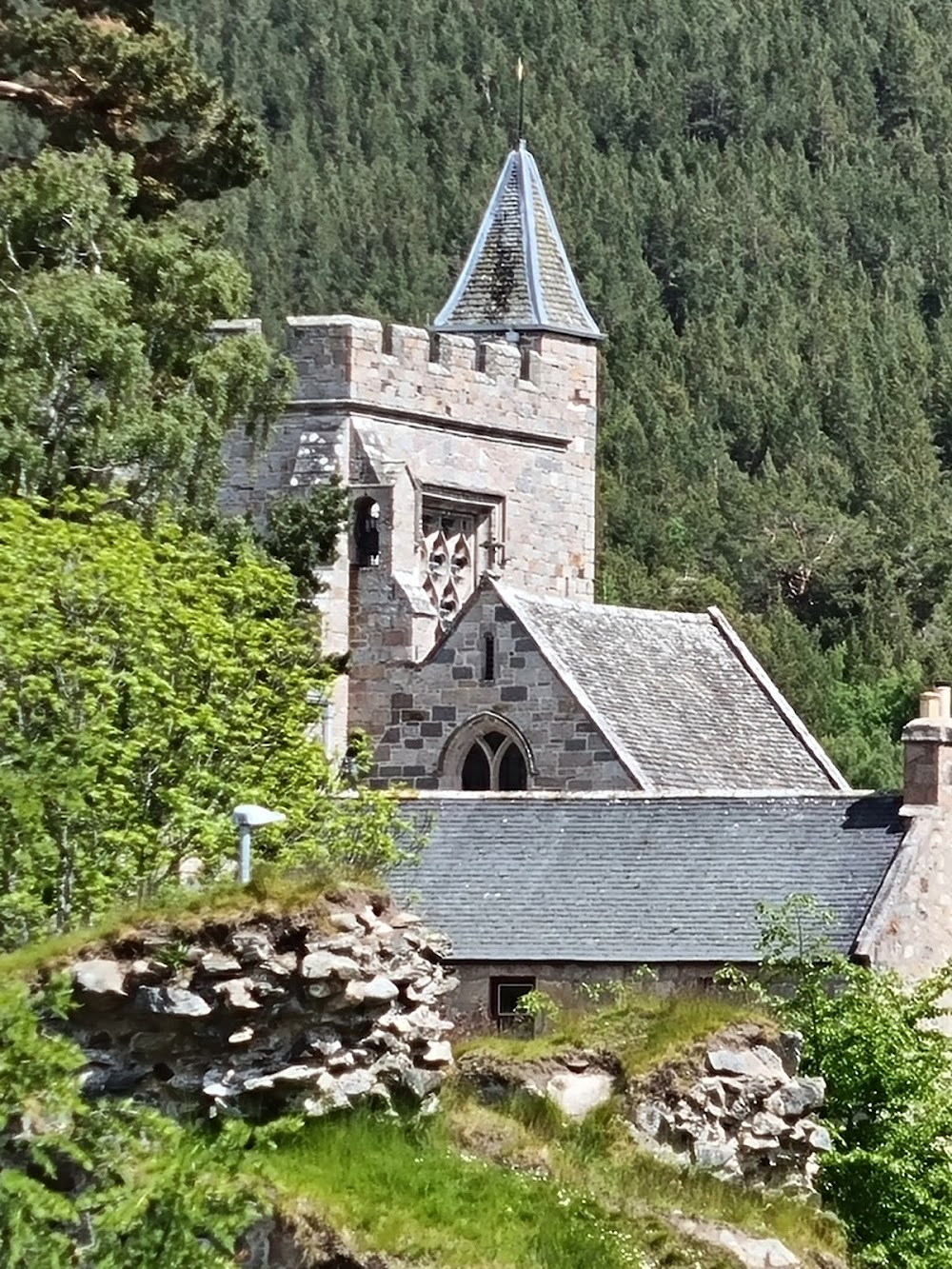 Royal Scotland : Highland Games, traditionally attended here by Royal Family, spotted with a very young Charles.