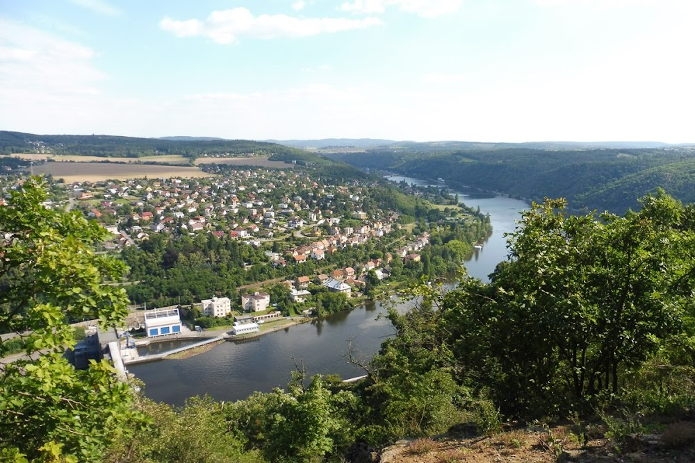 Saxána a Lexikon kouzel : Exterior