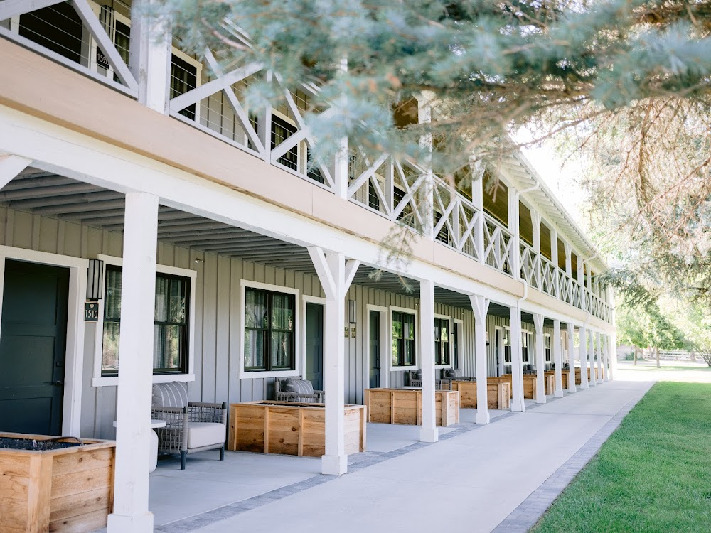 Silent Night, Deadly Night : entrance to Utah Mental Facility