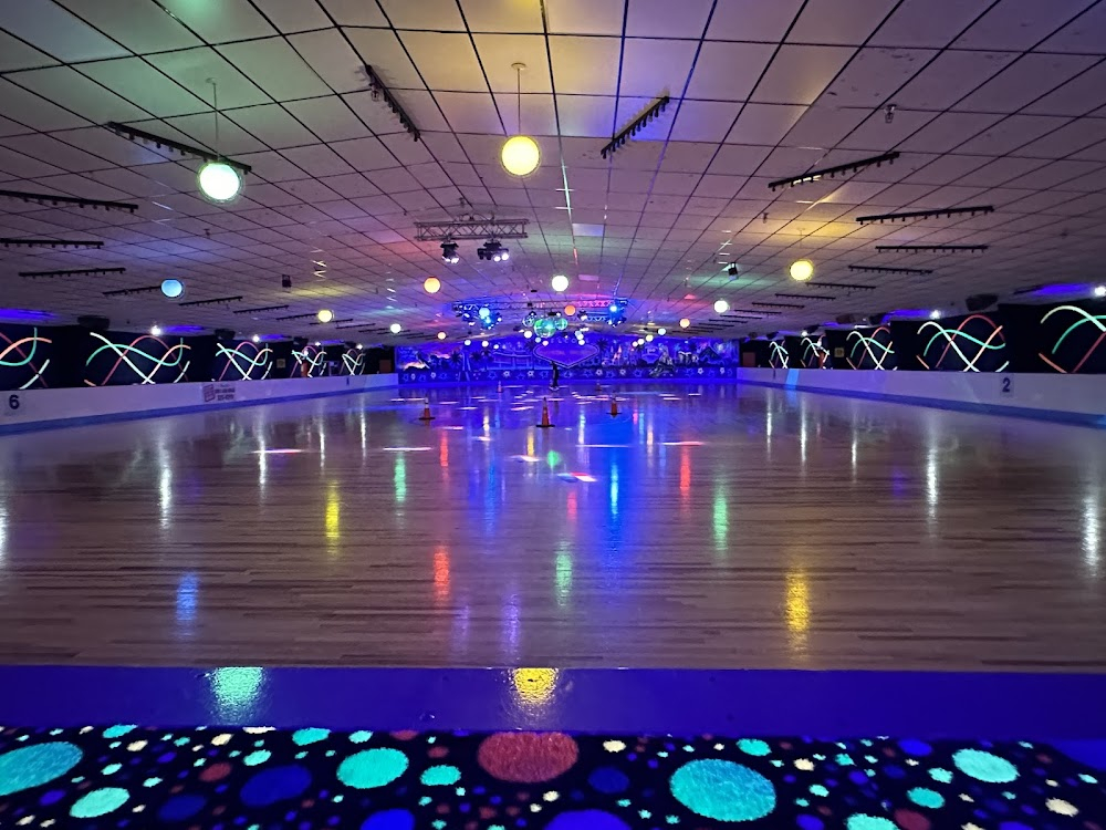 Sins of Our Youth : Roller skating rink