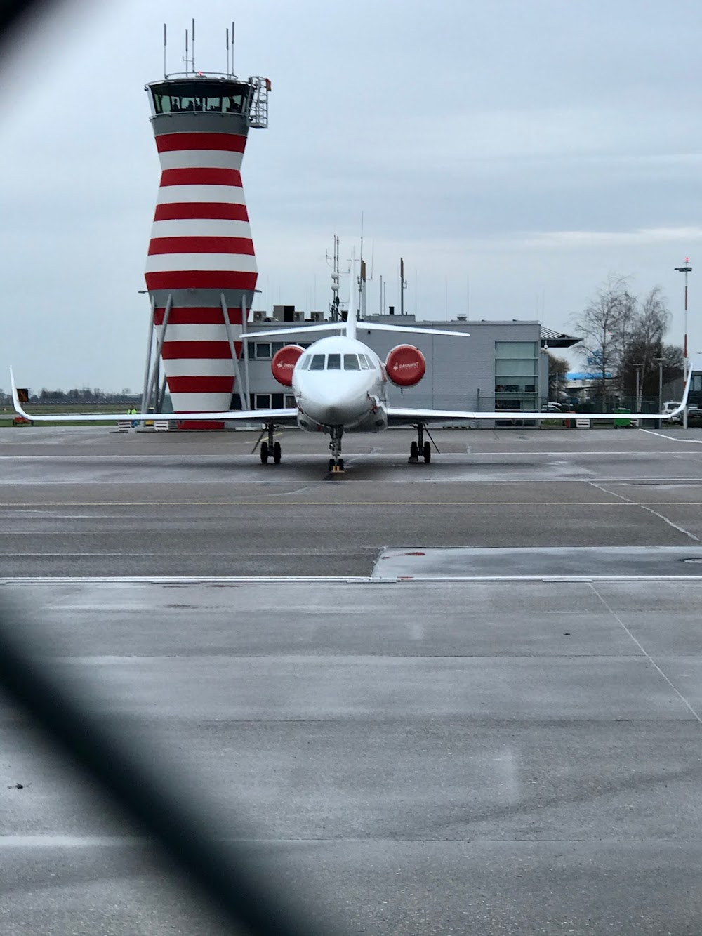 Sinterklaas en het gevaar in de vallei : 