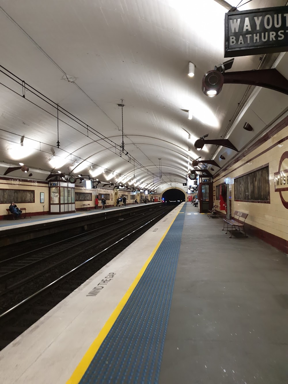 Slapdash : Interiors of train cars for chase scene.