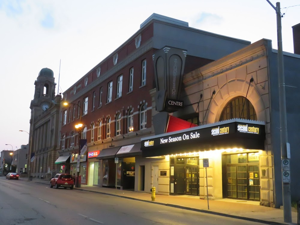 Slings and Arrows : New Burbage Swan Theatre