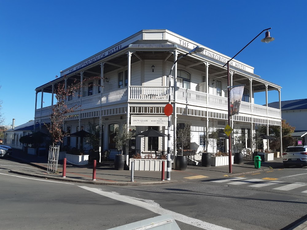 Milk : Kitchener St, Martinborough