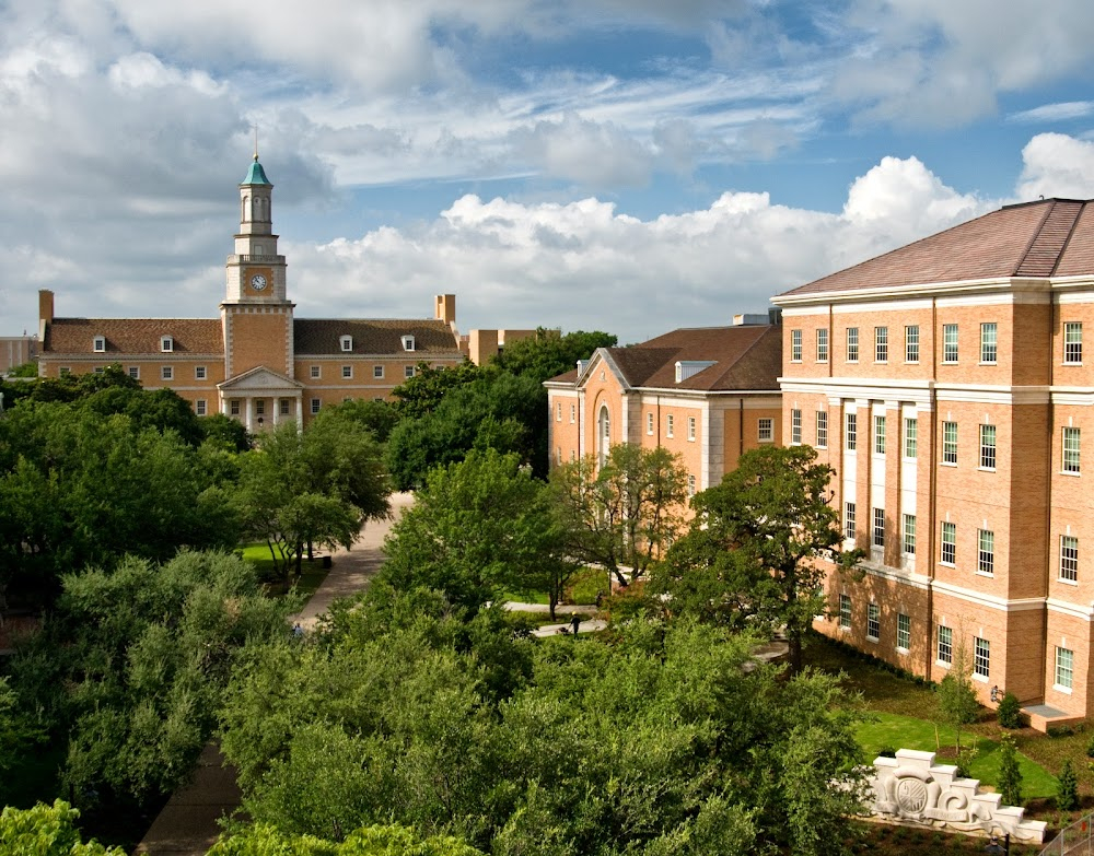 Split Image : setting: Drayton University