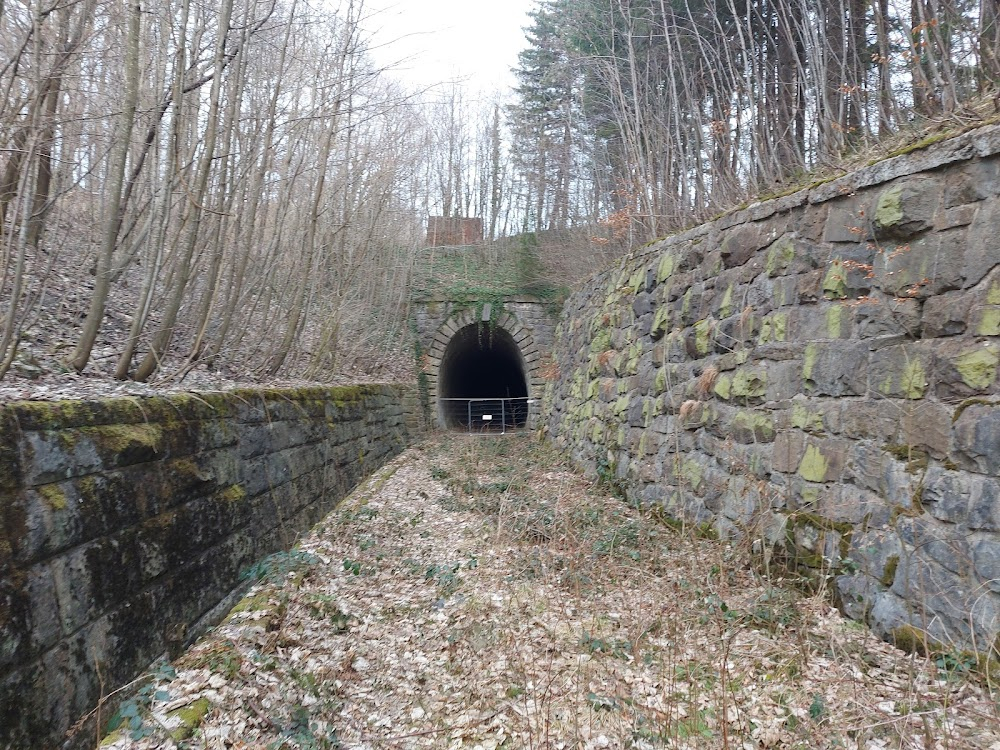 Steiner - Das Eiserne Kreuz, 2. Teil : Railway tunnel at the beginning of the film