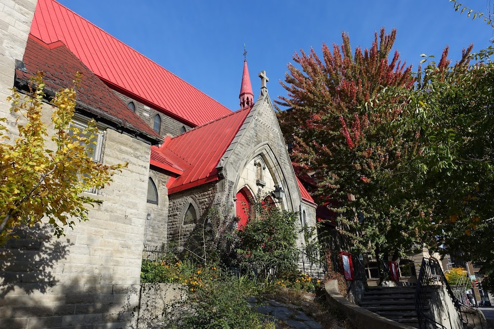 Surviving My Mother : Church exteriors