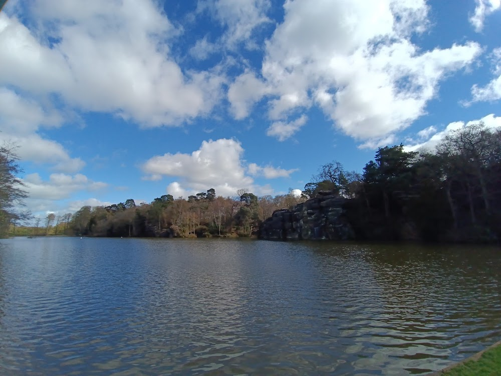 Swallows and Amazons : John and Susan discover 'The Amazons' lair