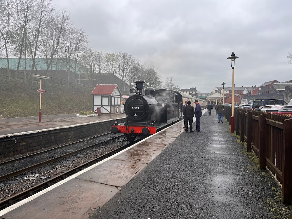 Flying Scotsman with Robson Green : 