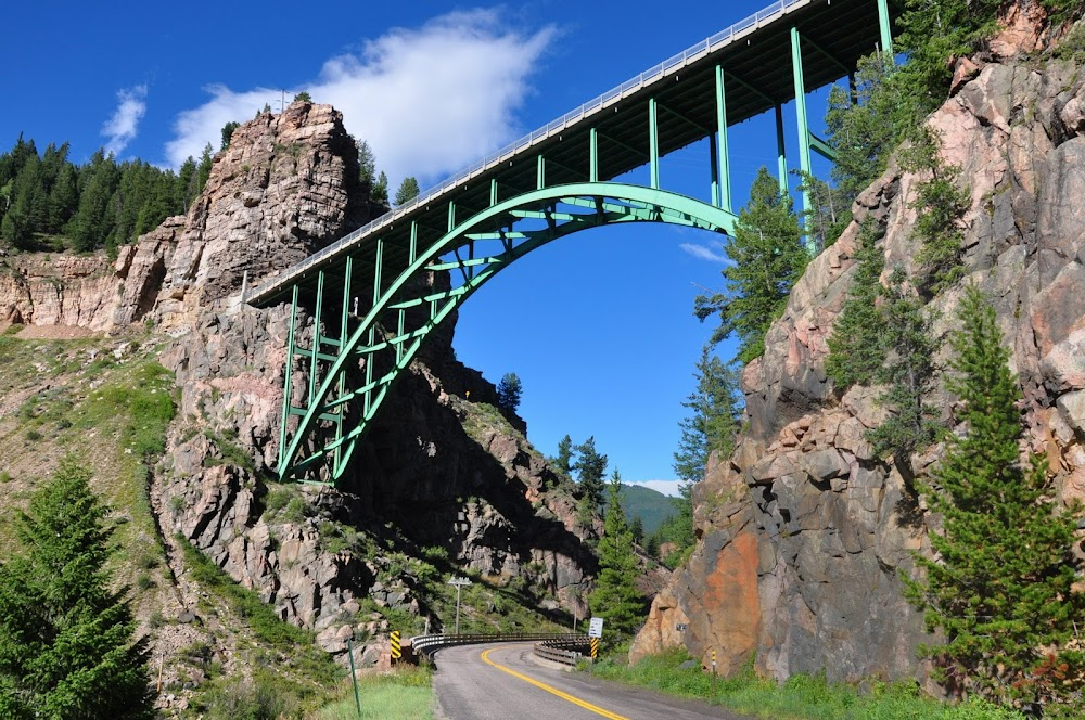 Switchback : Arch bridge on hwy 24