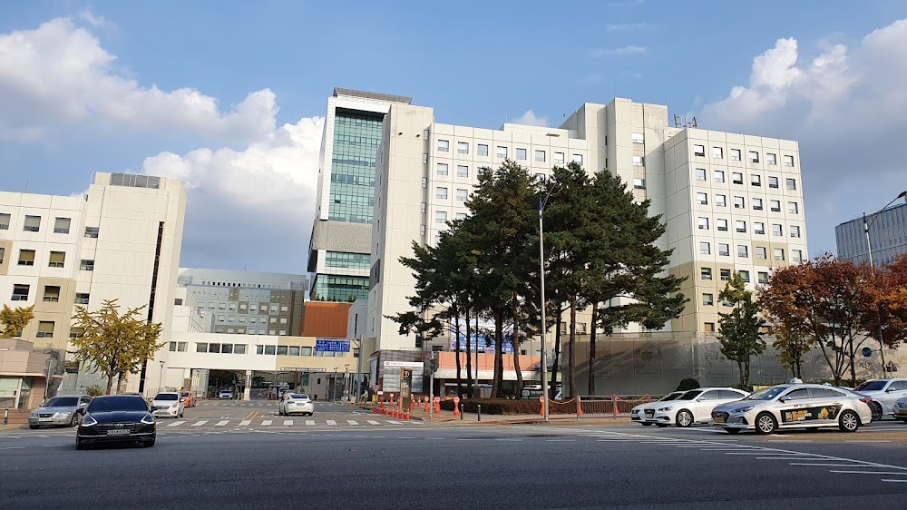 Taeyangeui huye : as Haesung Hospital, Seoul