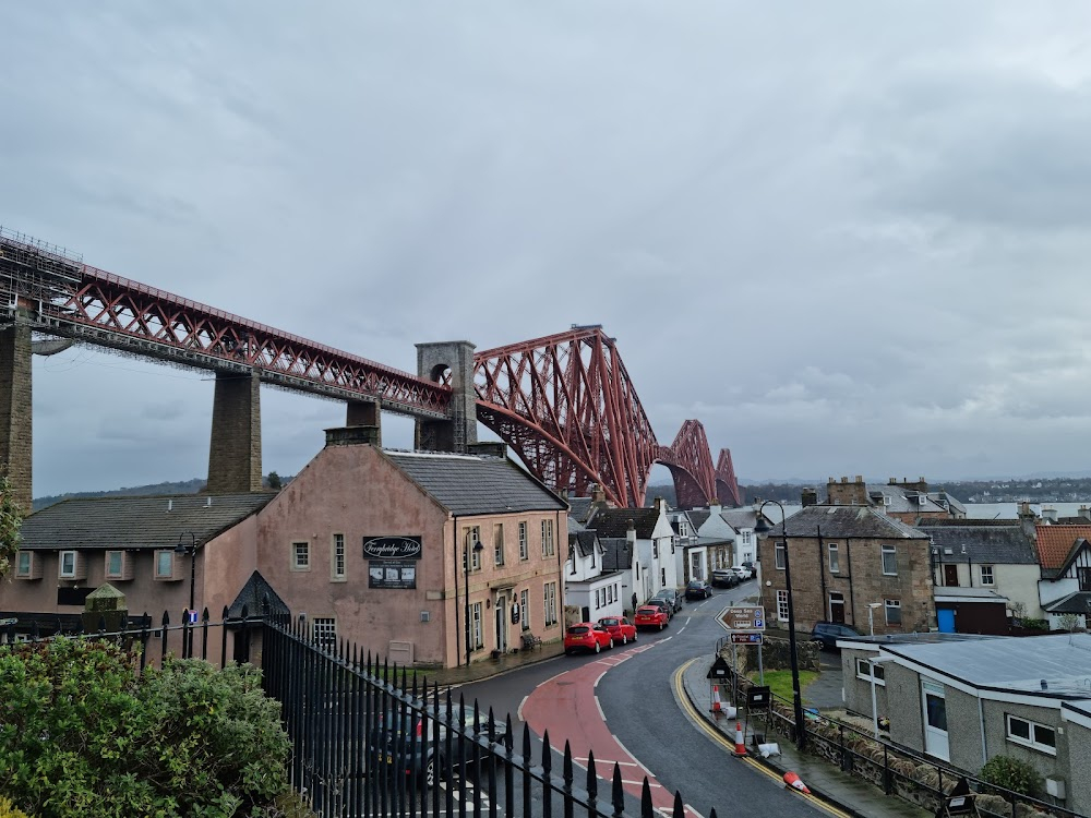 Salt & Sauce : Scene next to Forth bridges