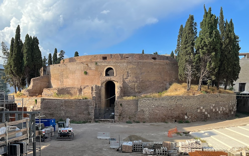 The Belly of an Architect : Tomb of Augustus