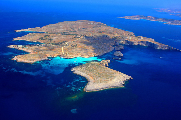 The Blue Lagoon : blue lagoon scenes