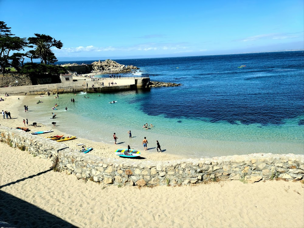 The Born Losers : beach where Vicky swims, view of Hurricane Point