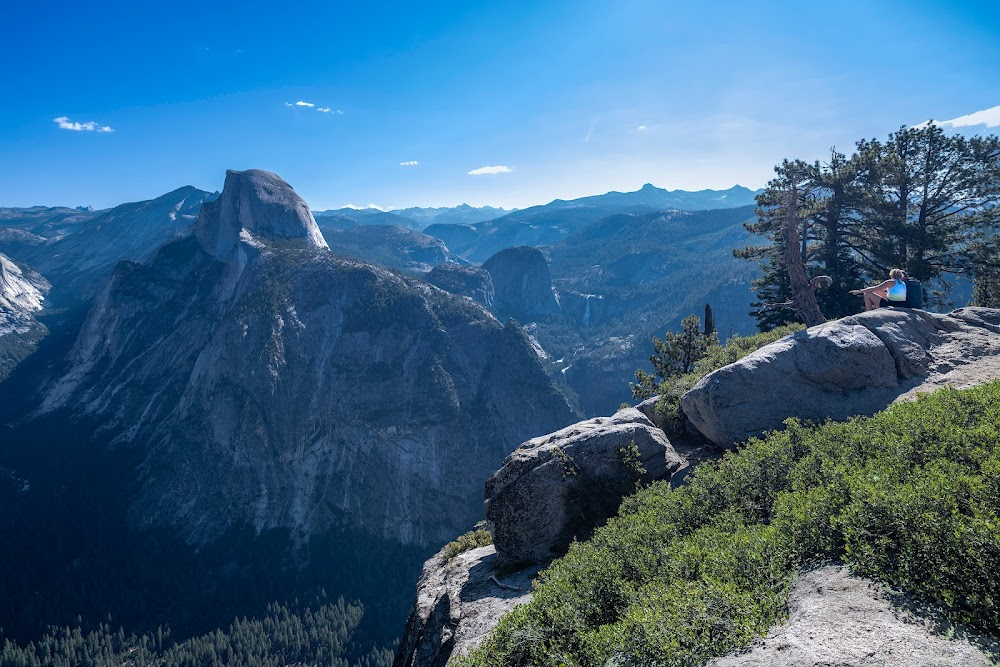 Yosemite the Magnificent : 