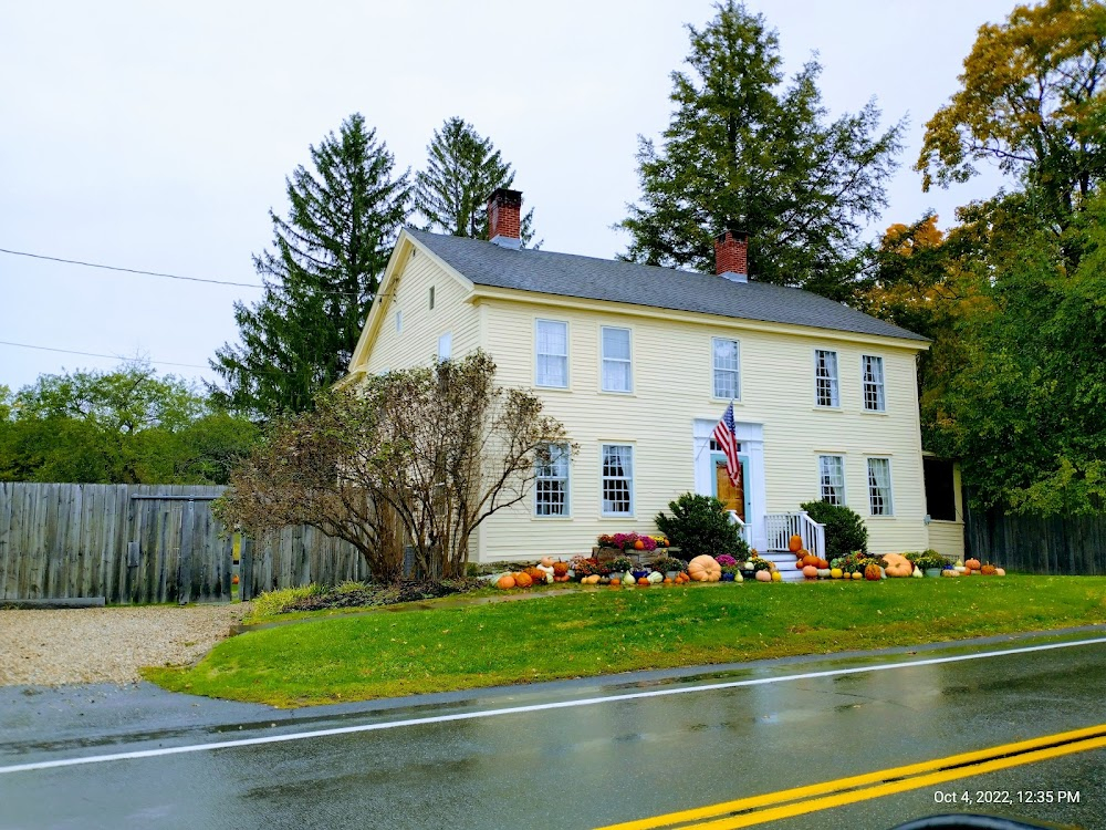 The Last Frankenstein : Roger Frankenstein's House