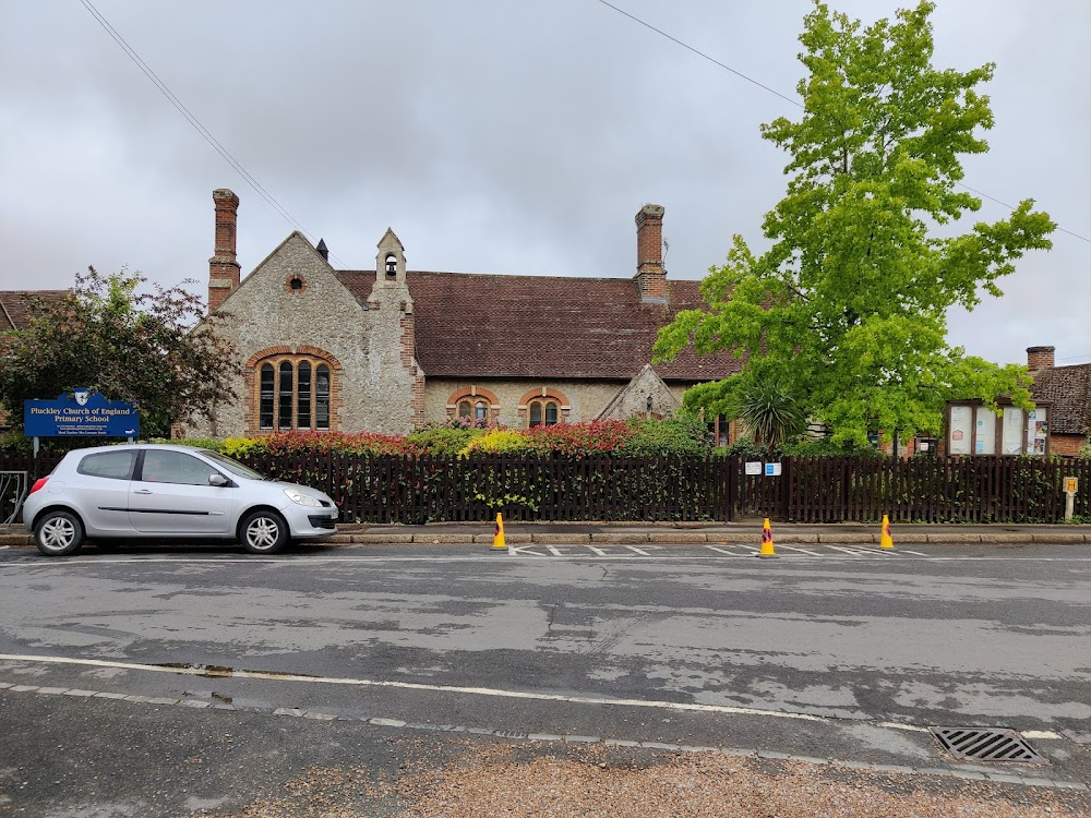 The Darling Buds of May : village hall