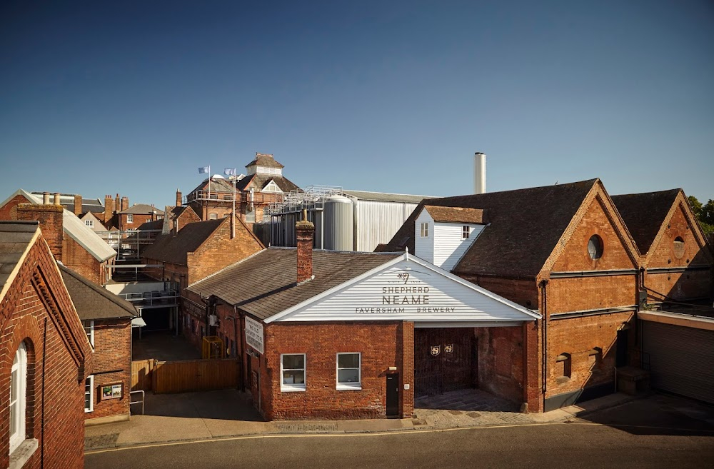 The Darling Buds of May : Brewery