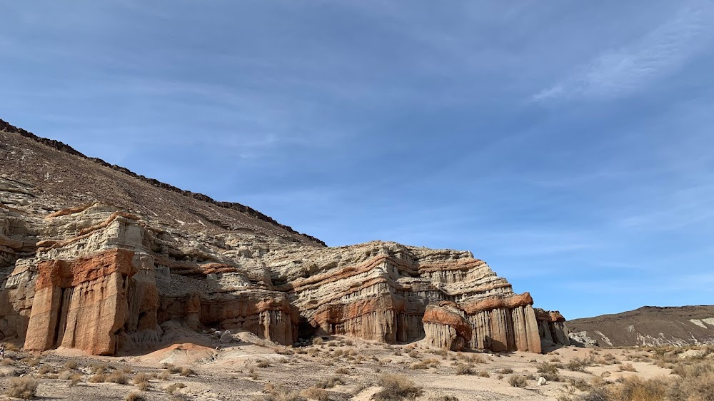 Gypsy Colt : Rocky escarpment scenes