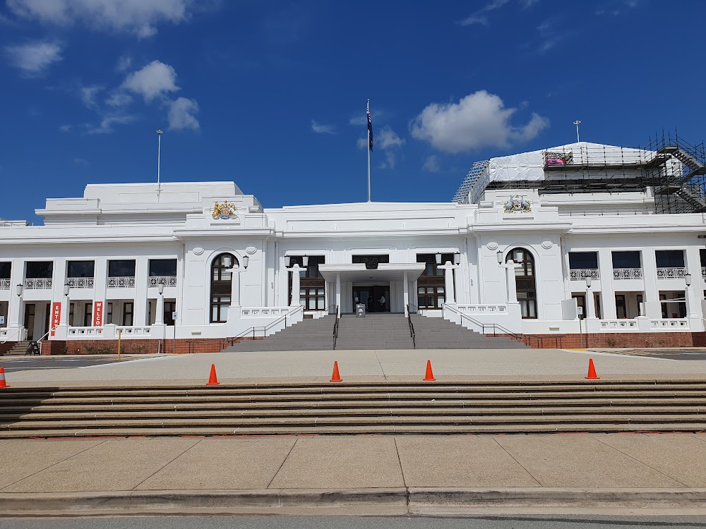 The Queen in Australia : opening of the 20th Australian Parliament