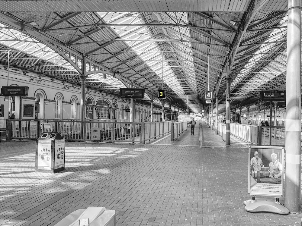 The First Great Train Robbery : London Bridge station