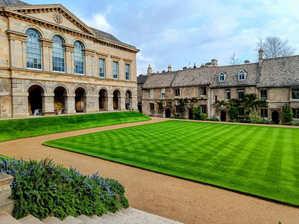 Blood Suckers : Lancaster College, Oxford