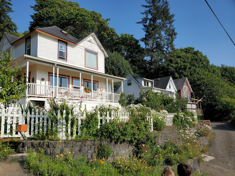 The Goonies : Stop and Snack store