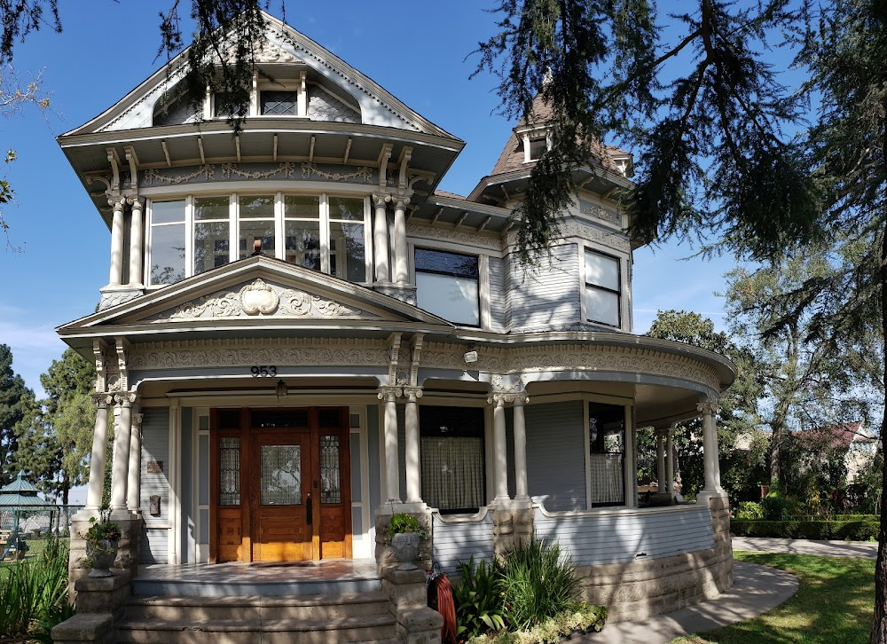 The Haunting of Whaley House : house-location