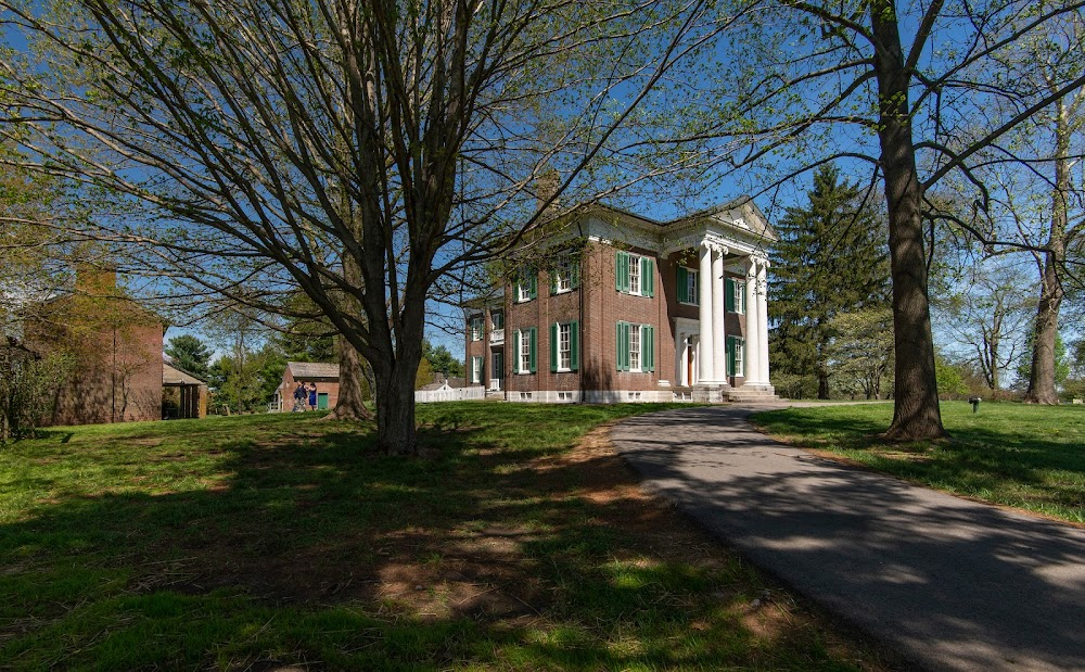 The Hopewell Haunting : Judge Pierce's home interior