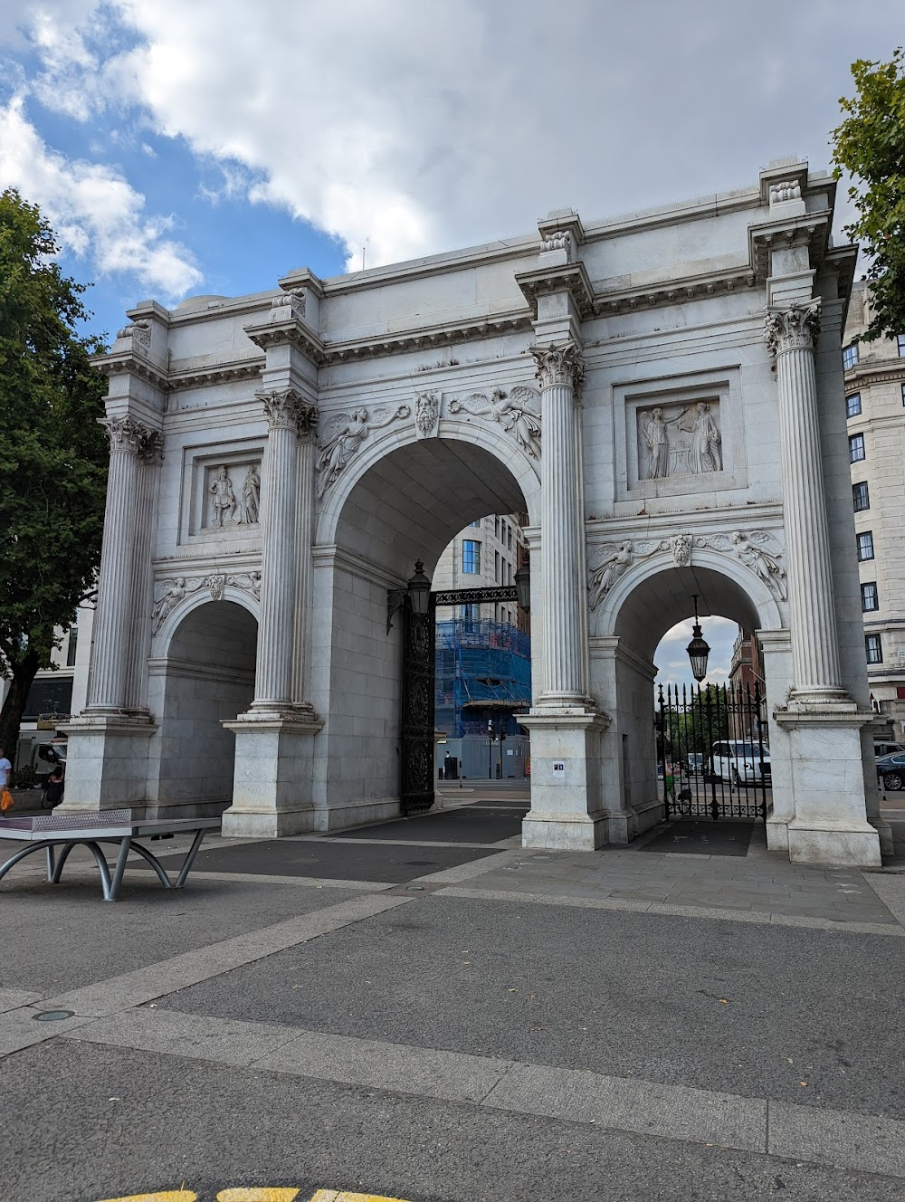 Marble Arch to Edgware : 