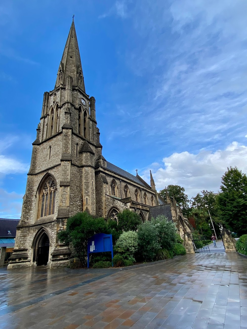 The Last Page : John meets Stella at bombed-out church from WWII - since demolished