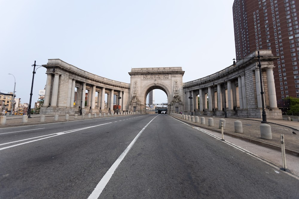 Whistling in Brooklyn : Chester drives toward this location with Wally and Carol