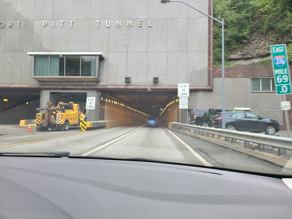 The Perks of Being a Wallflower : Tunnel scenes in the back of the pickup truck