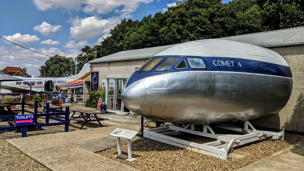 The Plane That Saved Britain : 'de Havilland' aeroplane Museum