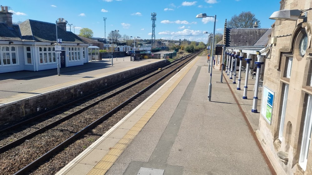 The Private Life of Sherlock Holmes : Inverness Railway Station exterior