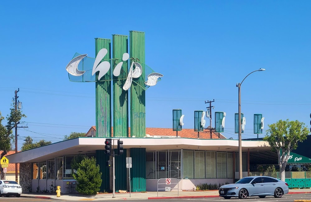 Into the Night : This also happened to be the last Ships Coffee Shop to open, in 1963, and the last one to close, in 1995. It was later demolished and is now an auto collision repair facility.