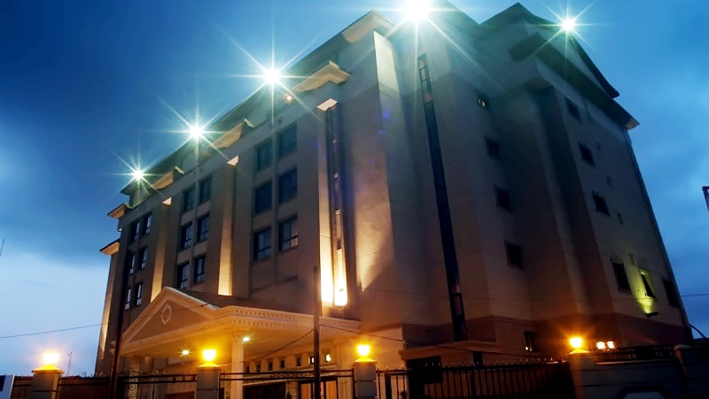 The Royal Hibiscus Hotel : Main location