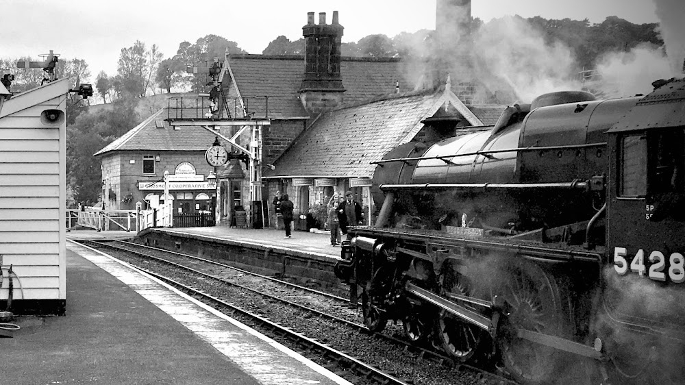 Flying Scotsman with Robson Green : 