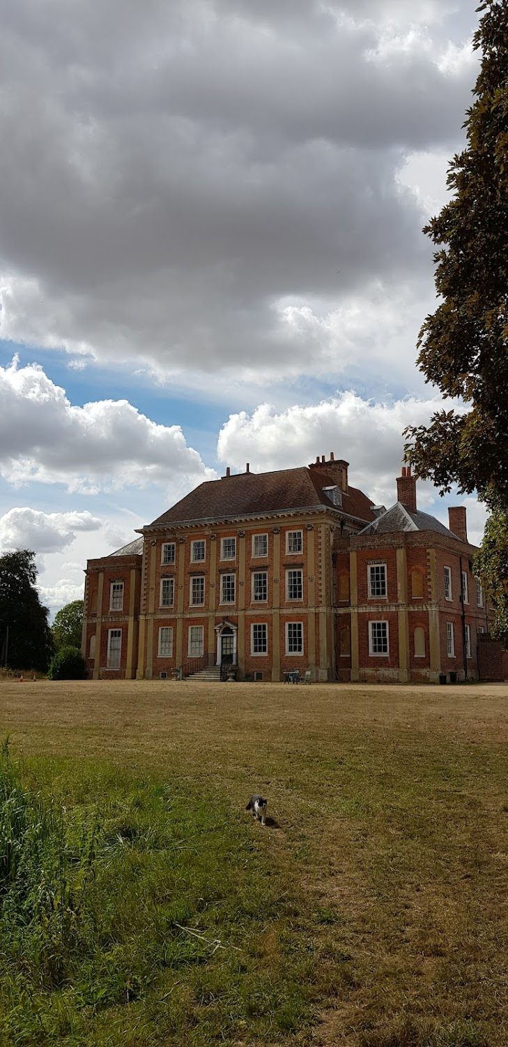 The Scarlet Pimpernel : Blakeney Mansion