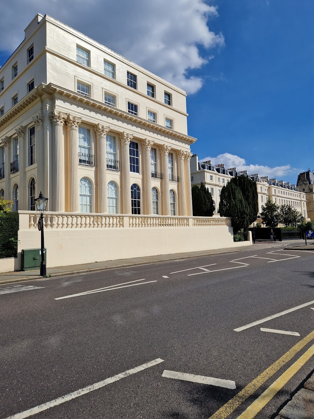 The Skull : Maitland's home on the crescent