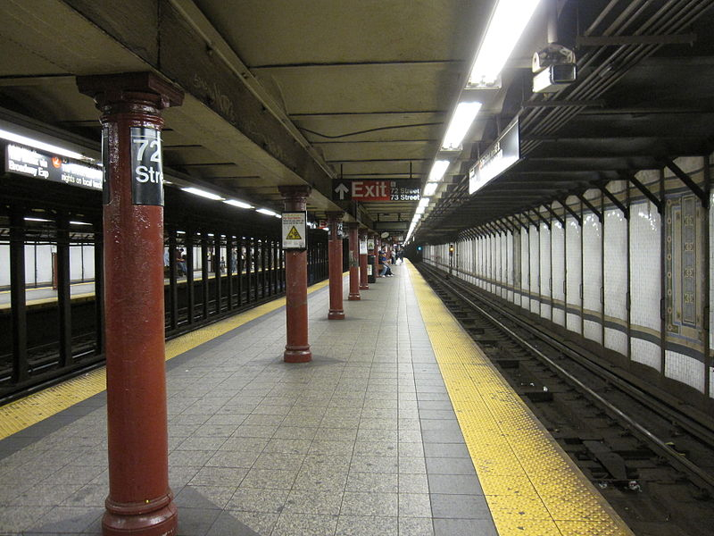 The Warriors : Exterior of "96th Street Station"