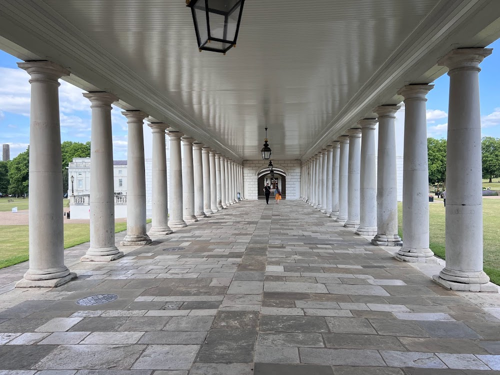 The Wars : where Harris' ashes are interred in the Thames