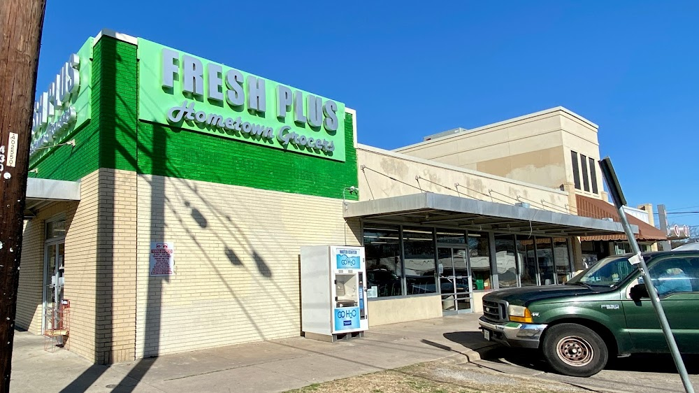 The Wendell Baker Story : Bix Bros Grocery scene