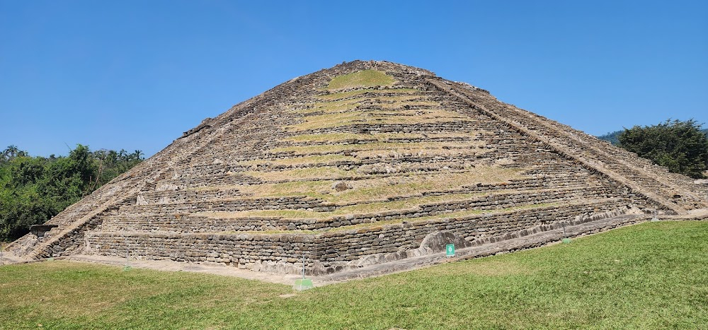 The White Orchid : Pyramid of the Niches - opening scene