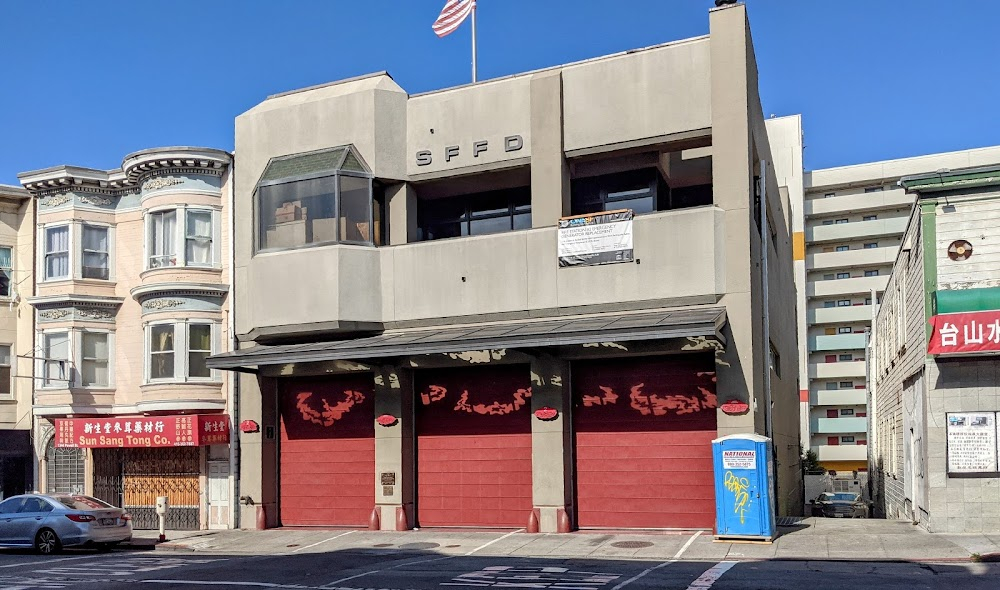 The Woman in Red : SFFD Fire Truck responding